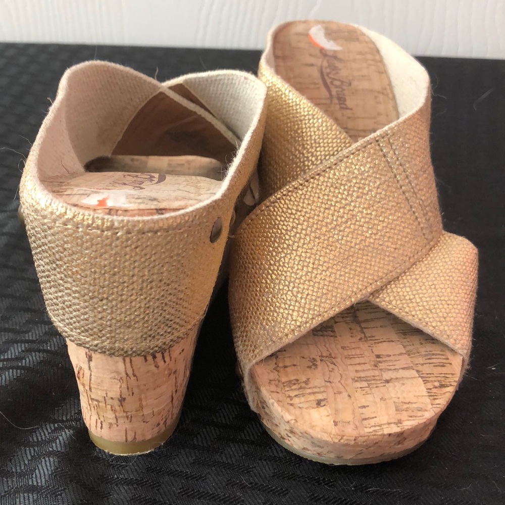 👠GUC Lucky Brand Gold Metallic Sandals SZ 9.5